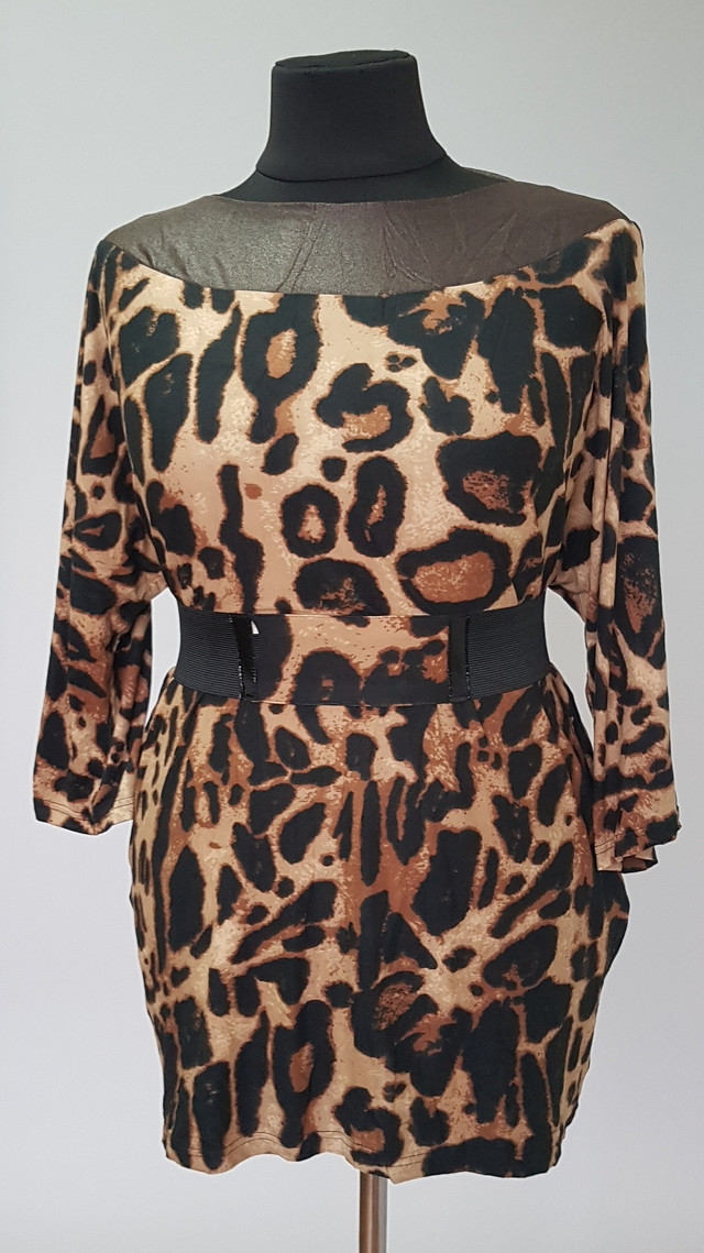 фотография женская летняя блузка с леопардовой расцветкой