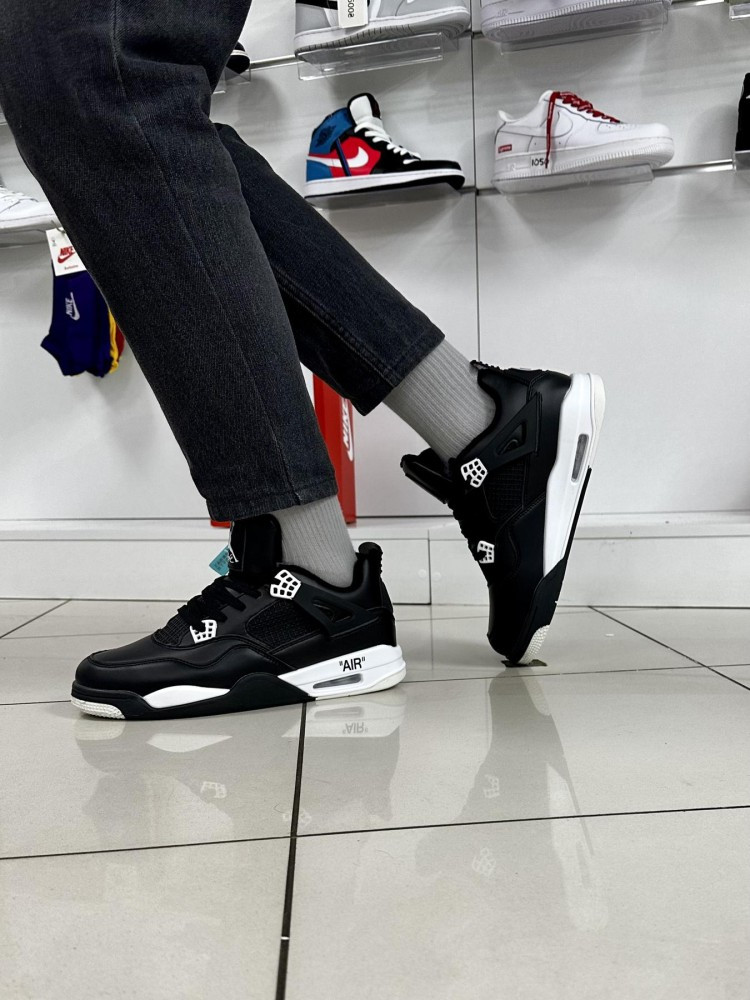Зимові кросівки Nike Air Jordan 4 Retro (black/white)