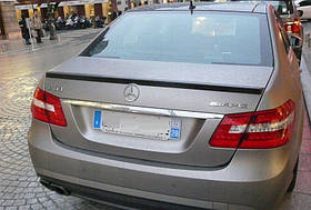 Спойлер на Мерседес W212 (ABS-пластик)