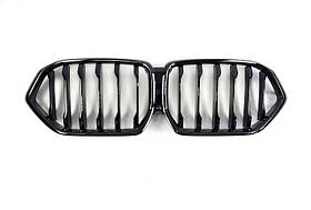 Решітка радіатора на BMW X6 G06 чорний глянець