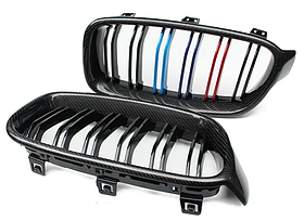 Решітка радіатора на BMW F30 стиль М чорна глянсова + рамка під карбон