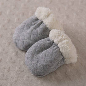 Дитячі рукавички "Зефірчик" капітон, махра зріст 68 см (3 – 6 місяців) Betis Сірий