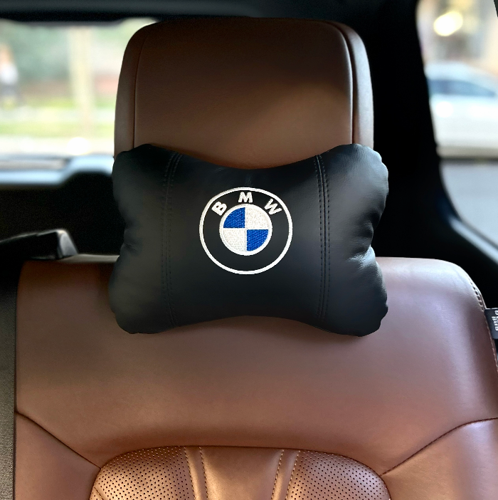 Подушка на підголівник з вишивкою марки BMW