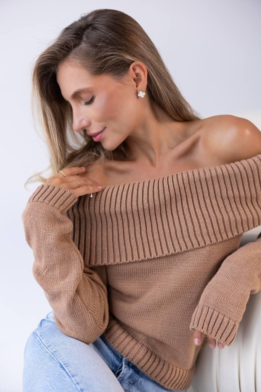 Жіночий в'язаний светр із закотом і відкритими плечима (р. 42-46) 4sv3371, фото 1