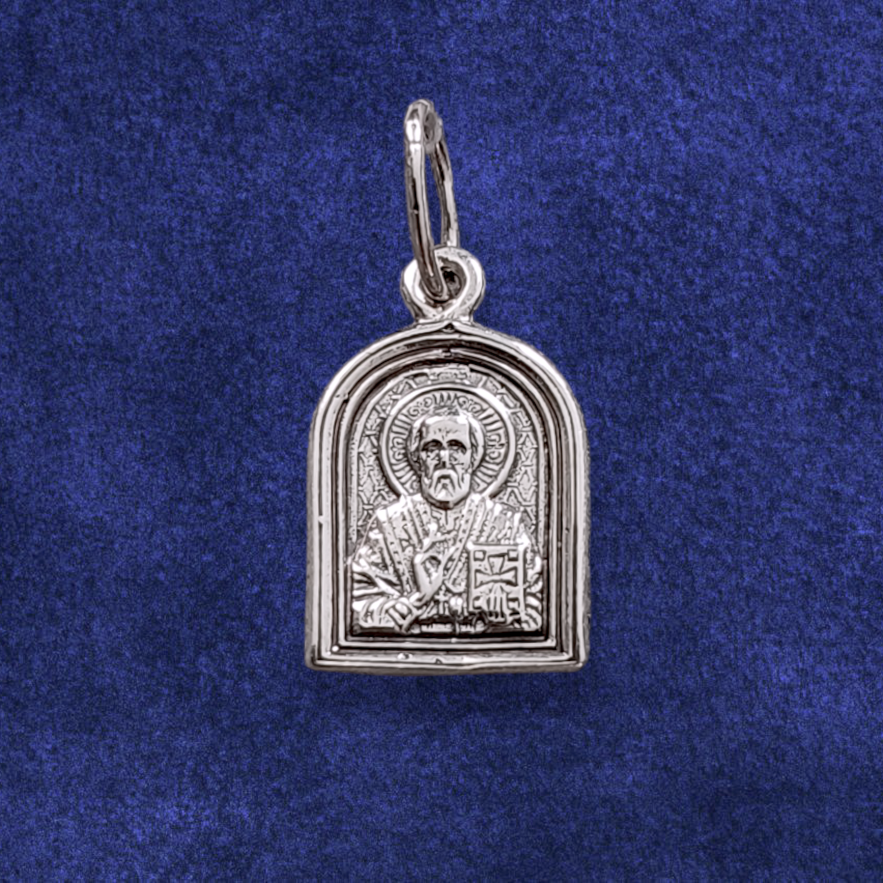 Срібний медальйон Миколая Чудотворця 1.48 г, чорнений