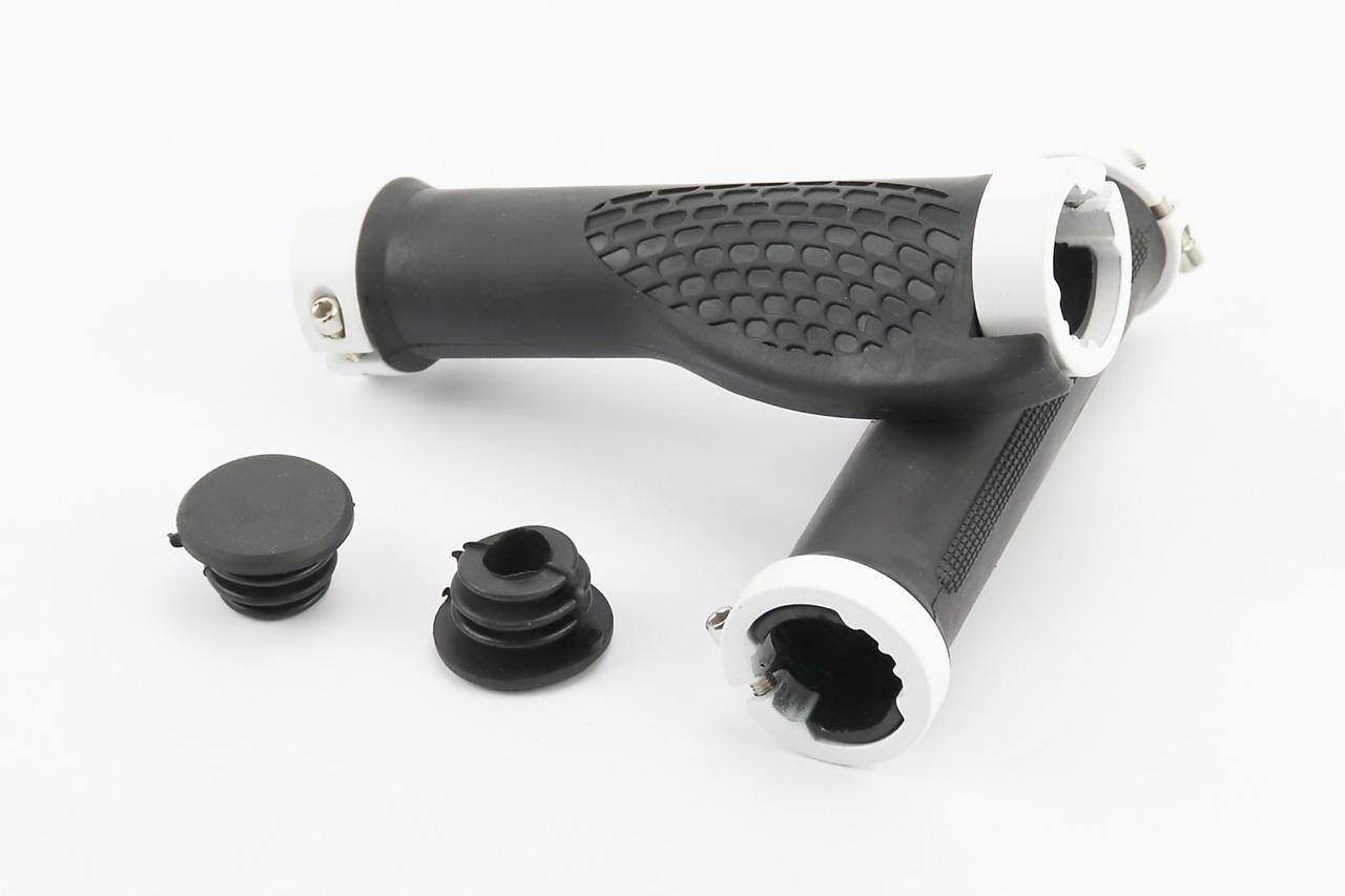 Ручки керма 130мм з затискачем Lock-On з двох сторін, ергономічні, чорно-білі, ВЕЛОЗАПЧАСТИНИ, SV-406473, фото 1