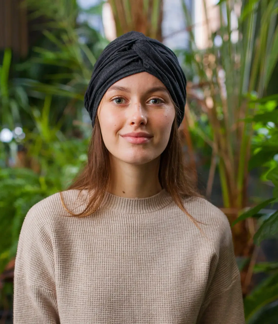 Тюрбан жіночий східний D.Hats темно сірого кольору - фото 1 - id-p368584057