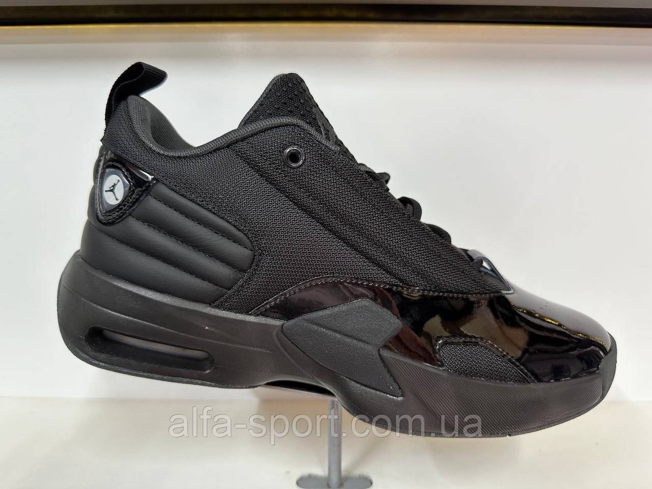 Кросівки Jordan Max Aura 6 (FQ8298-001)