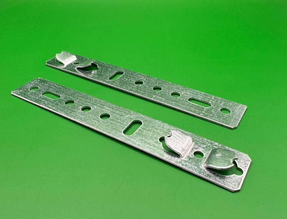 Пластина для кріплення вікон 165х26х1,2 з вухом (50шт), фото 1