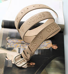 Ремені в стилі Guess