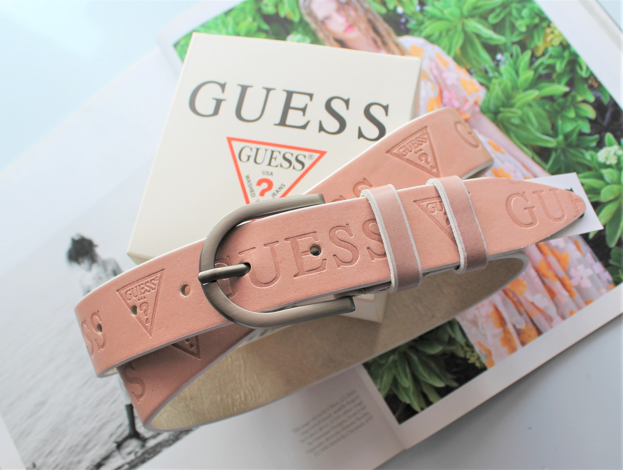 Жіночий шкіряний ремінь Guess бежевий, фото 1