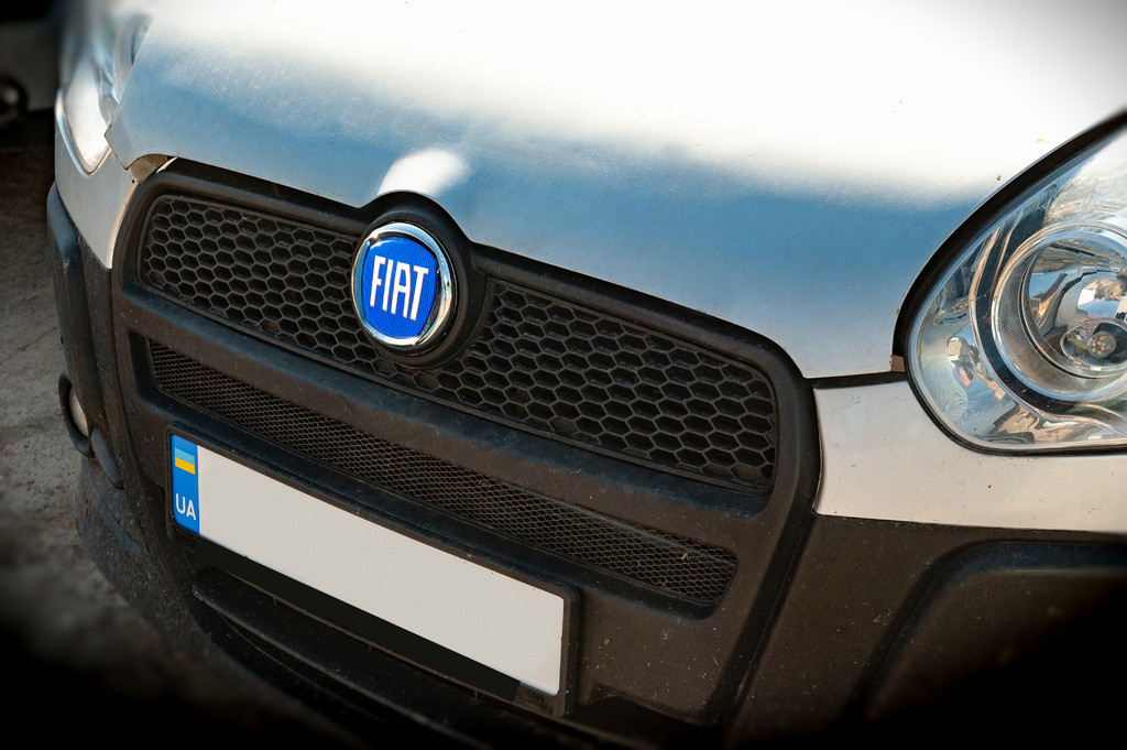 Емблема (синя, самоклейка) 85 мм для Тюнінг Fiat від VLF комп., фото 1