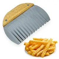 Фігурний ніж для нарізування сиру й овочів