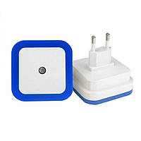 Светодиодный ночник Sirius в розетку с пластиковым корпусом синий IP20 TL-9029