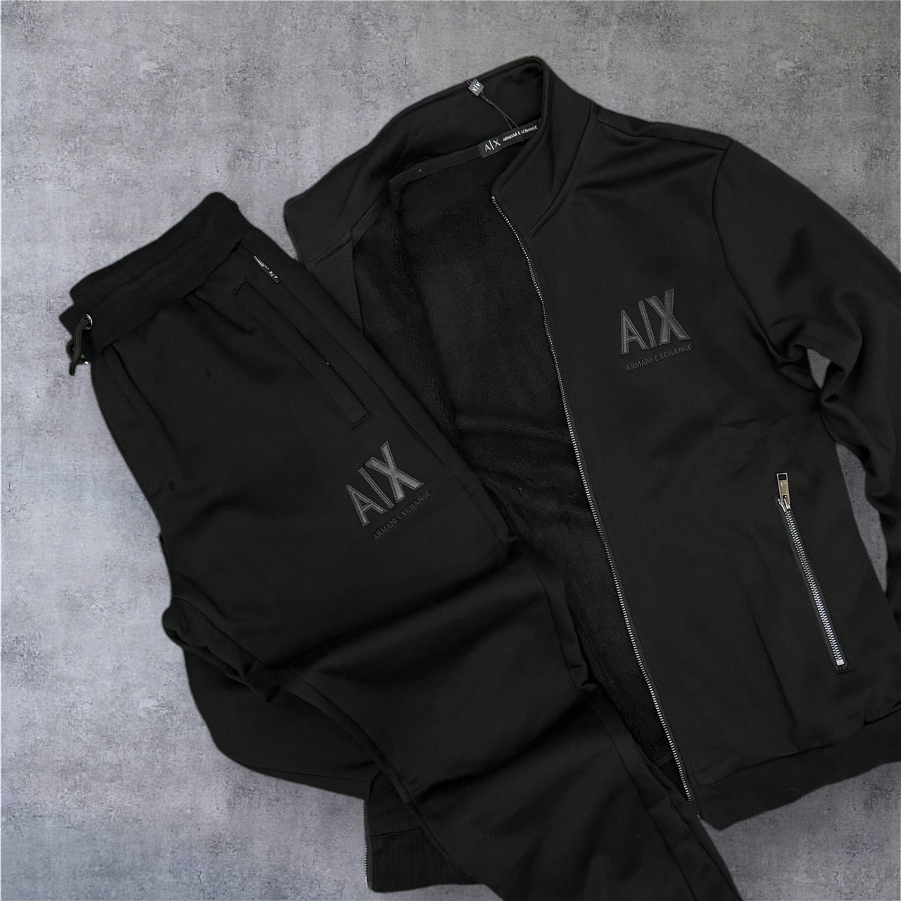 Спортивний костюм Armani чорний утеплений чоловічий спорт костюм Армані, зимовий брендовий костюм без капюшона