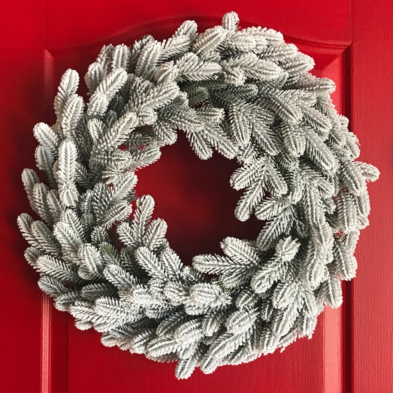 Вінок хвойний різдвяний Traditional литий d-50 см засніжений