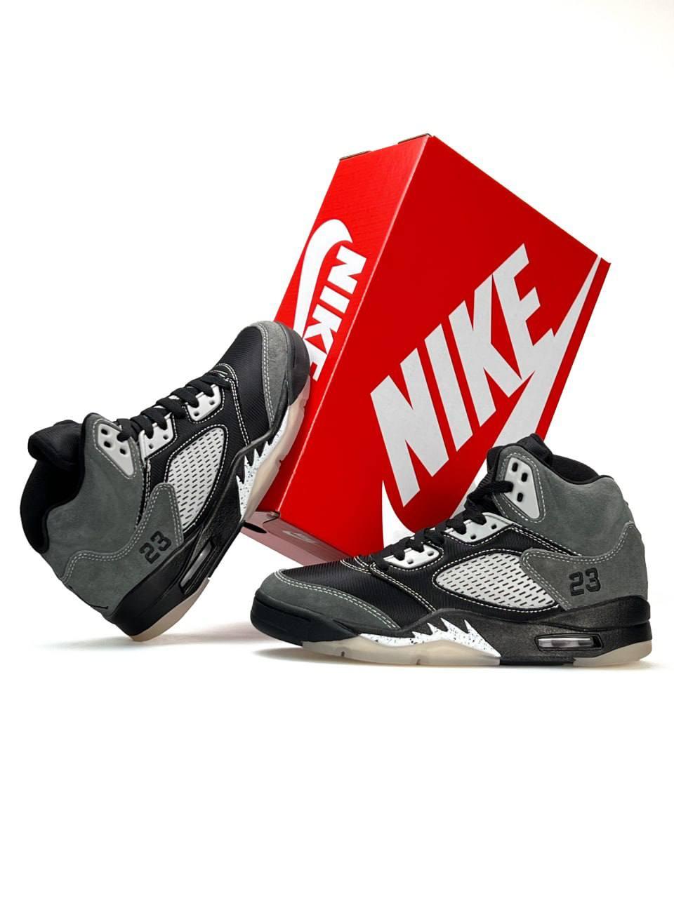 Чоловічі кросівки замша текстиль Nike Air Jordan 5 Retro Black Grey, кеди чоловічі Найк чорні. Чоловіче взуття