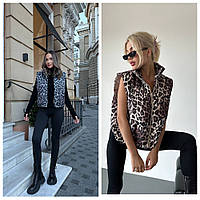 Трендовая женская жилетка