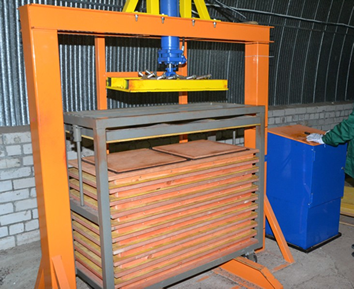 Преса виробництва гумової плитки