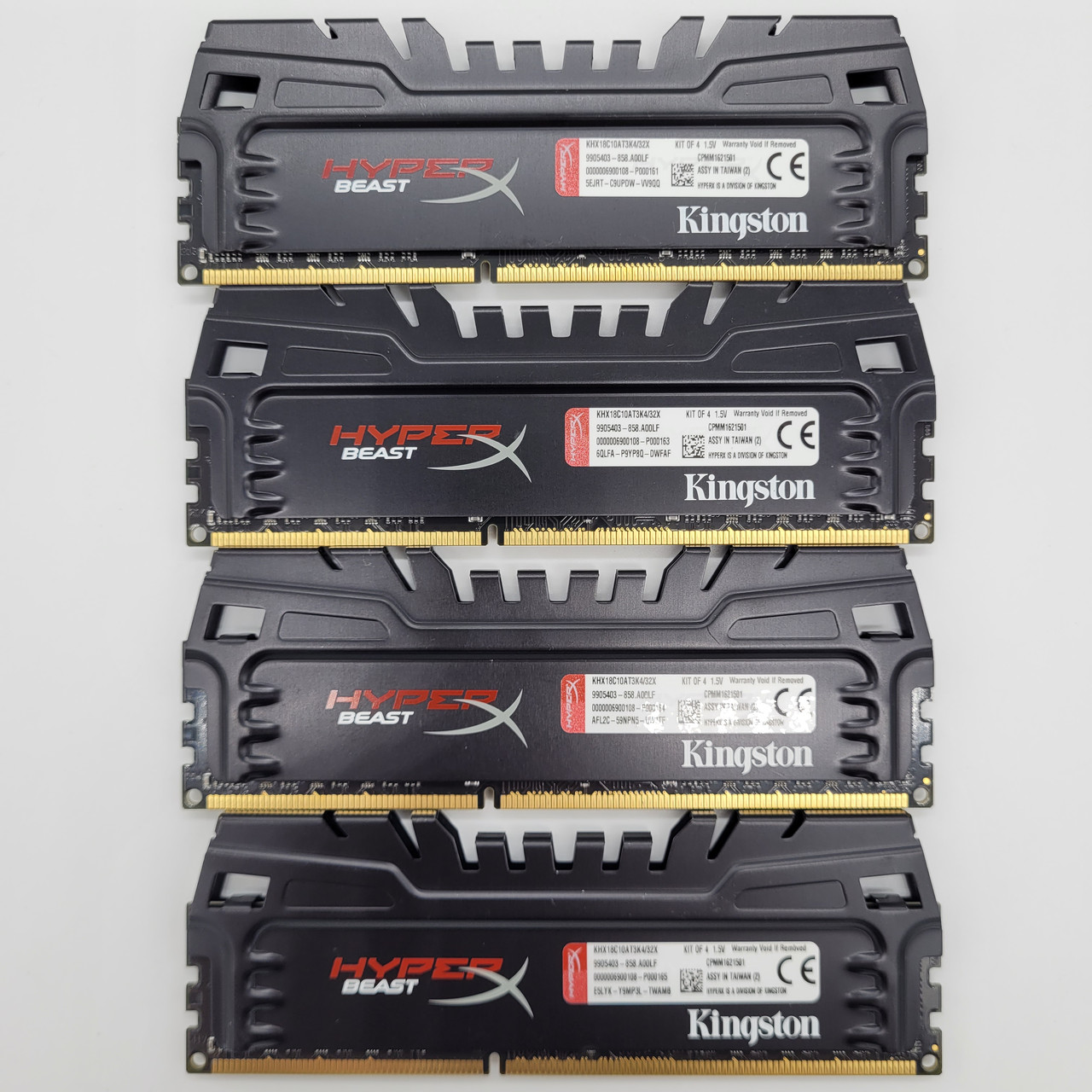 Комплект оперативної пам'яті Kingston DDR3 32Gb KIT of 4 1866MHz PC3 14900U 2R8 CL10 (KHX18C10AT3K4/32X) Б/В