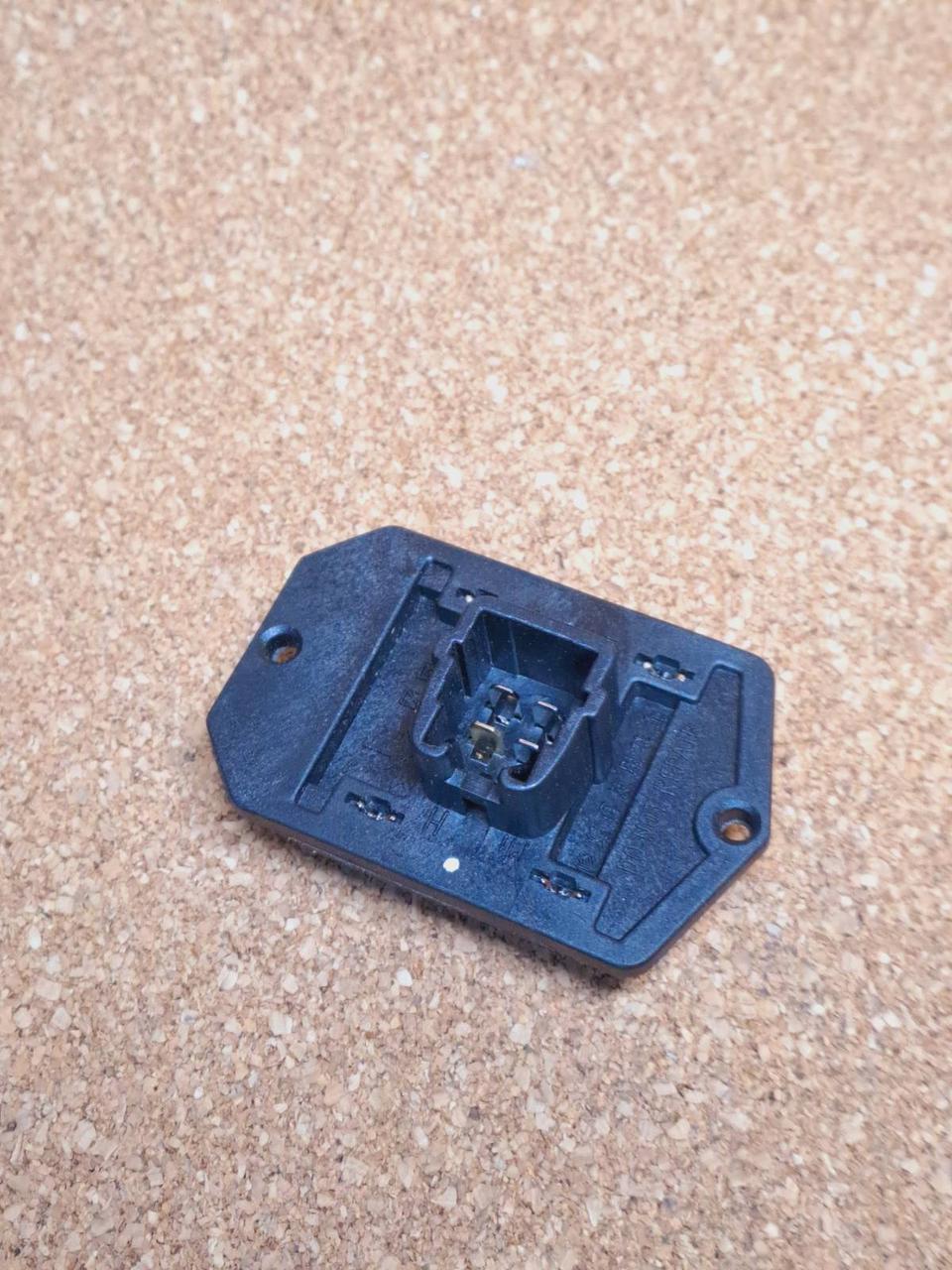 Резистор вентилятора пічки салону BYD F3 F3R New F3, Бид Ф3 Ф3Р, Бід Ф3, фото 1