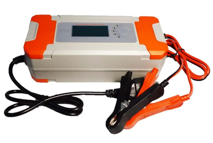 Автомобільний зарядний пристрій для акумуляторів 12/24V 8А з LCD дисплеєм, фото 1