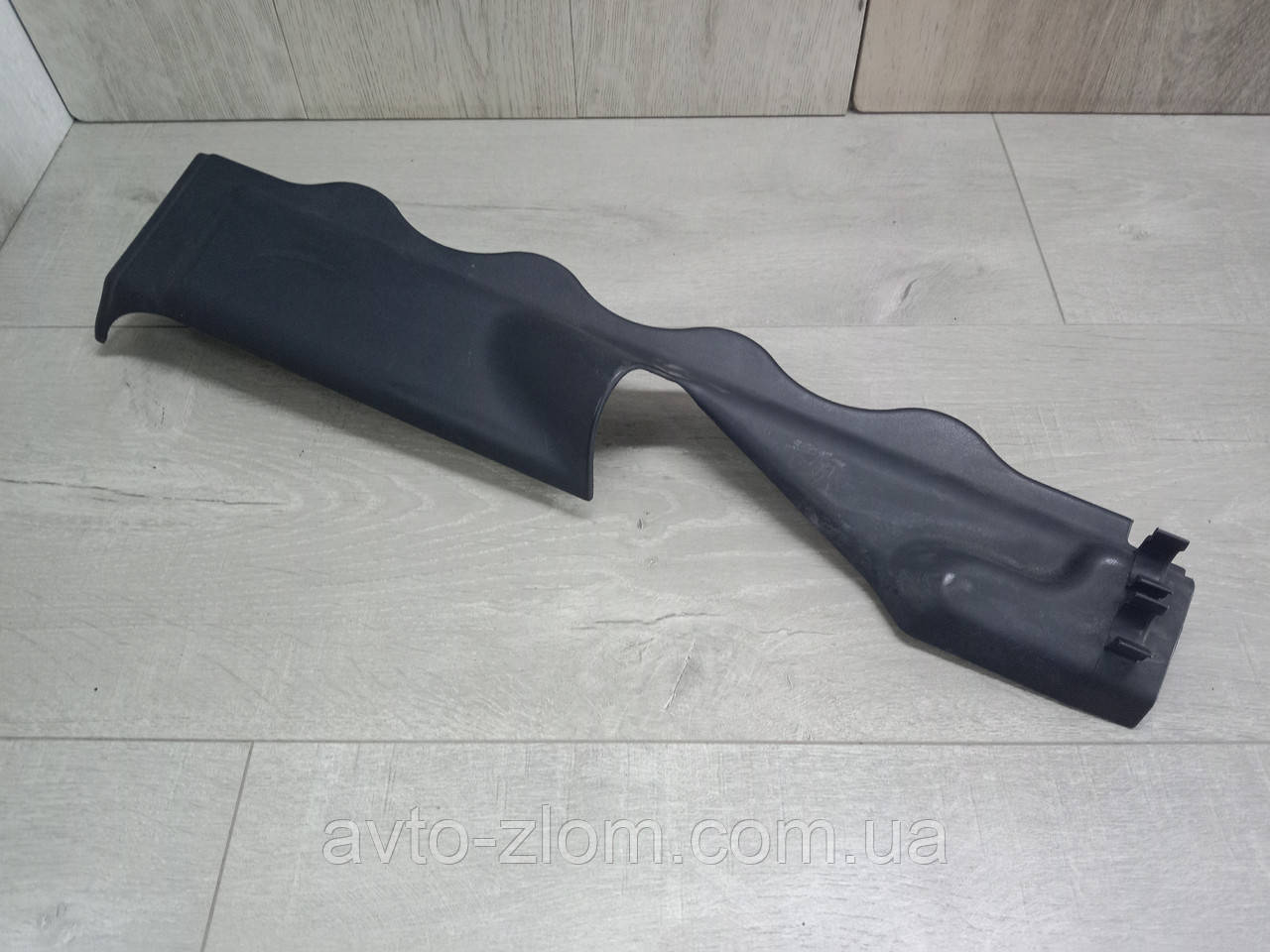 Кришка паливних трубок Volkswagen Passat B5, Пасат Б5. 058133685.