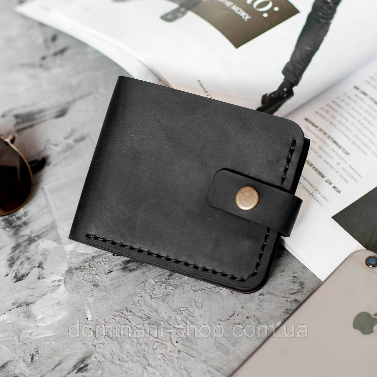 Кожаний кошелек з монетницею чорний Comfort Black з фіксацією на кнопках з натуральної телячої шкіри