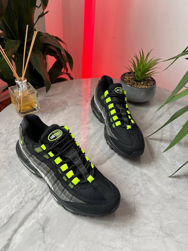 Nike 95