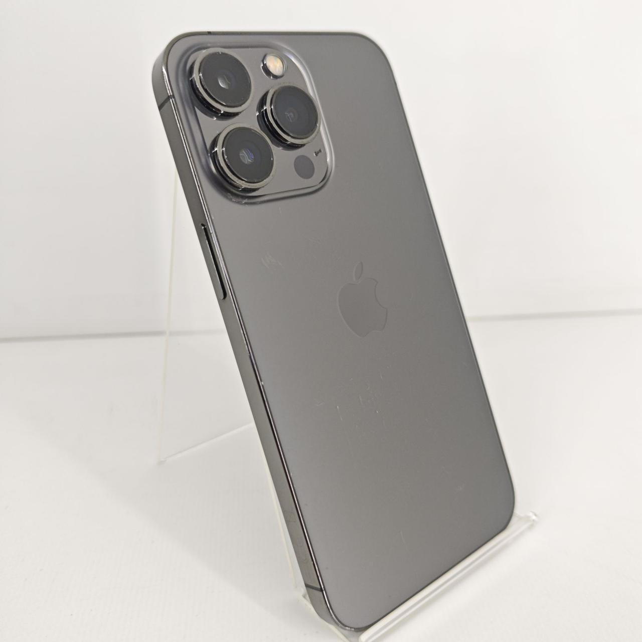 Смартфон Apple iPhone 13 Pro 256 Gb Graphite A2638 (MLVV3ZD/A) (H42GQG916H) "Б/У", фото 1