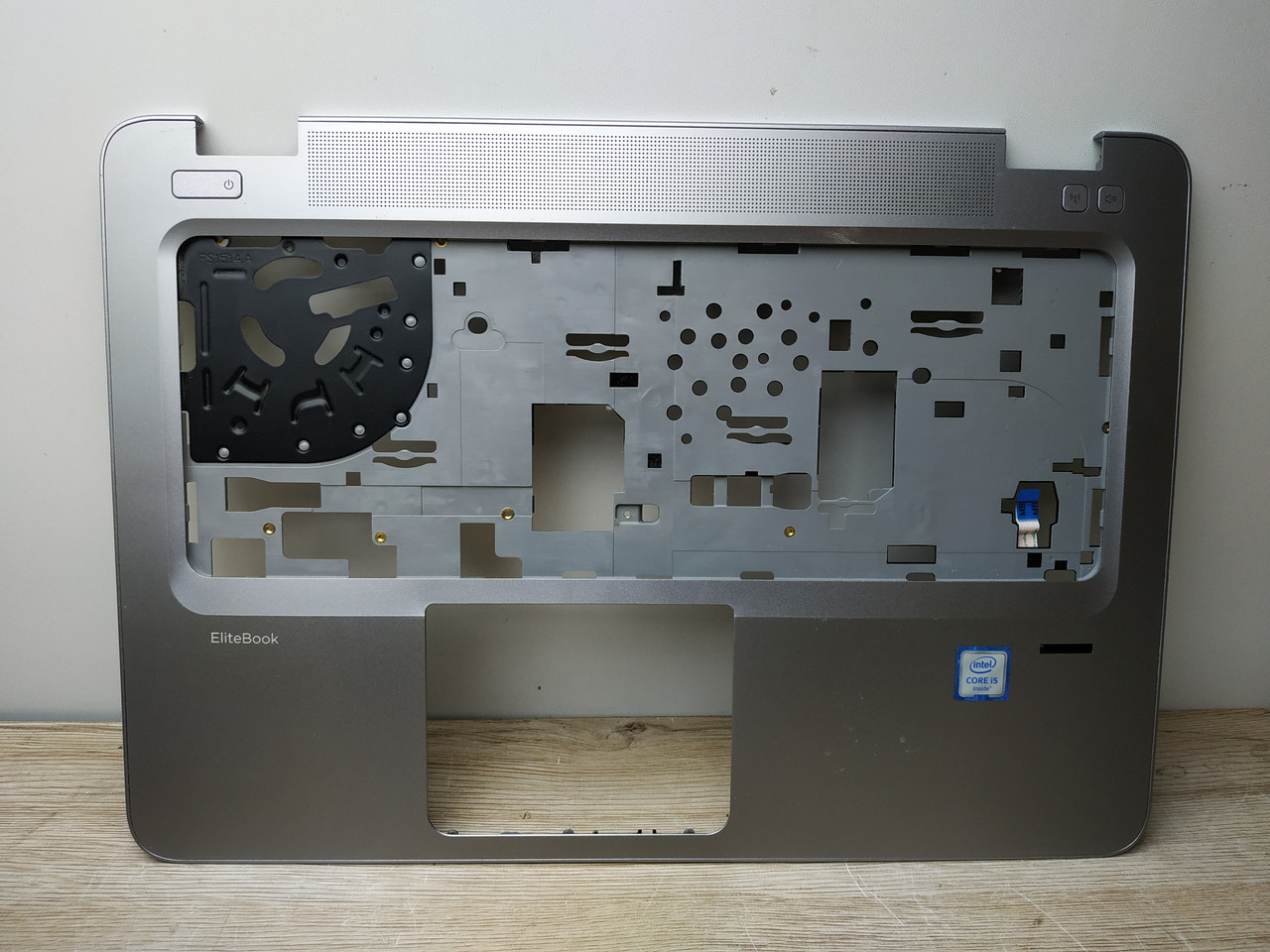 HP Elitbook 840 G3 840 G4 745 G3 Корпус C (топкейс, середня частина) (6070B0883101) 4В б/у, фото 1