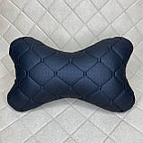 Подушка в авто під голову з Екошкіри Чорна із золотим автоподушка підголовник подушка для автомобіля під шию, фото 4