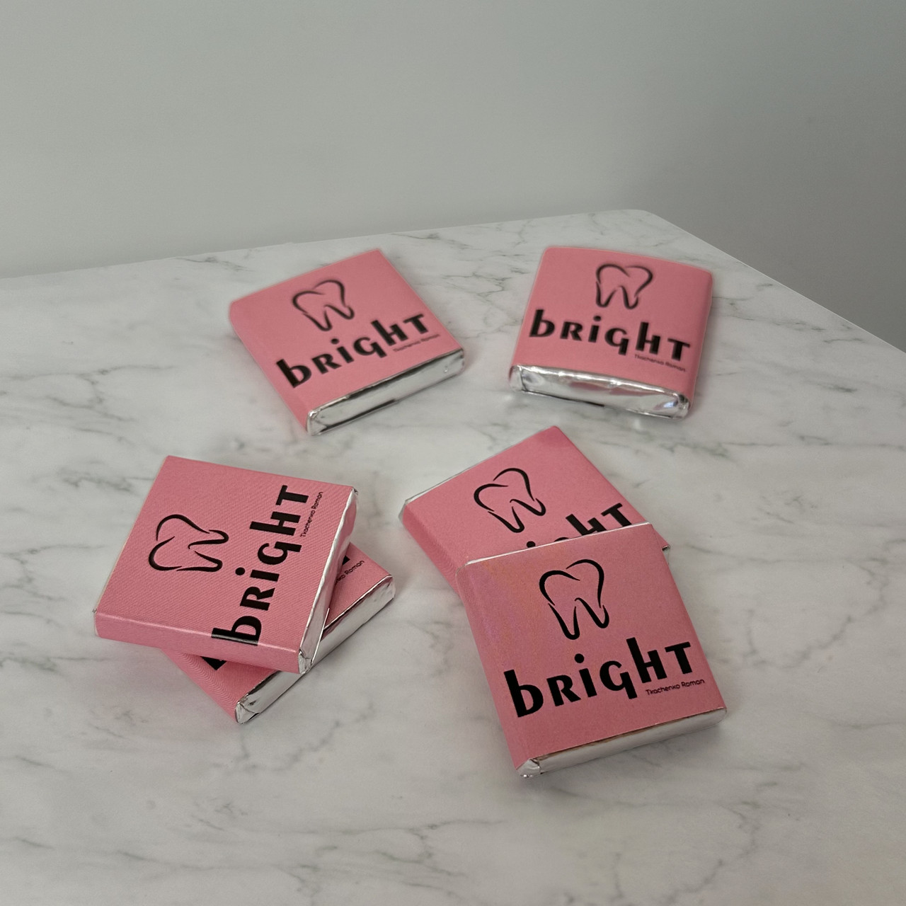 Молочний шоколад преміум з логотипом для стоматології 6 г, фото 1