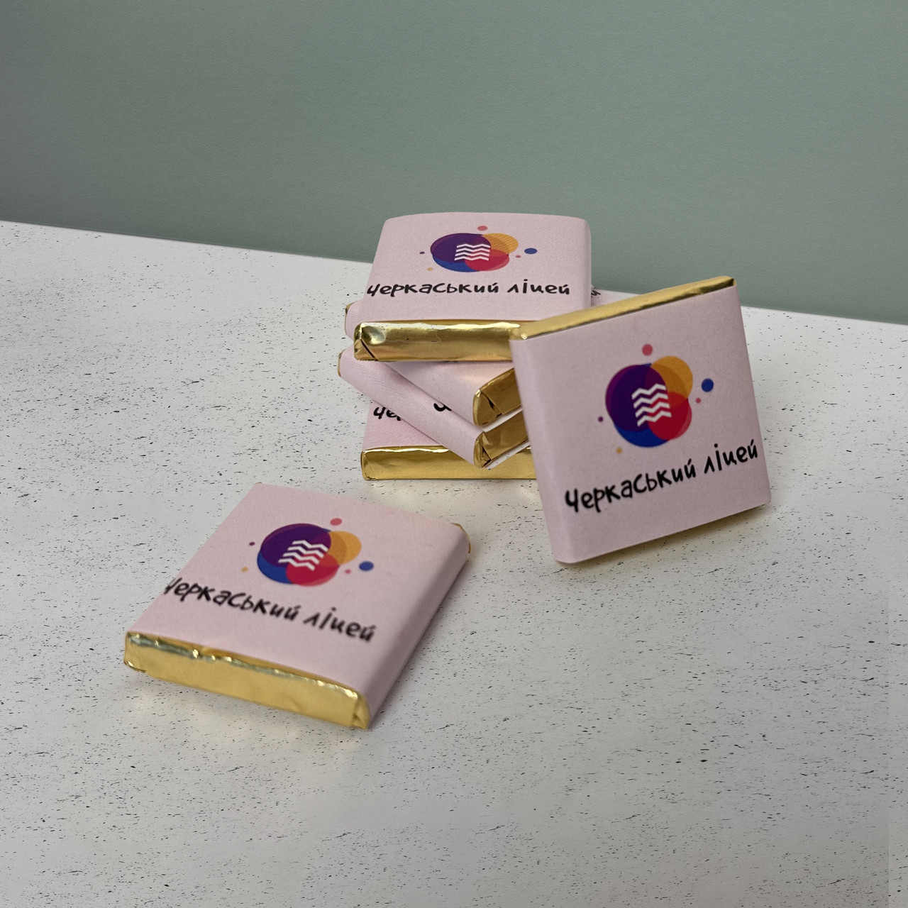 Чорний преміум шоколад з логотипом для юридичних фірм 6 г 100 шт., фото 1