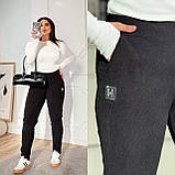 Чорні жіночі вельветові штани на гумці батал, фото 2