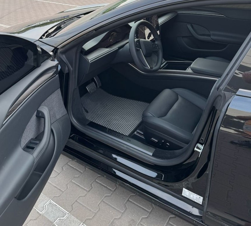 Килимки EVA S Plaid (чорні) для Tesla Model S