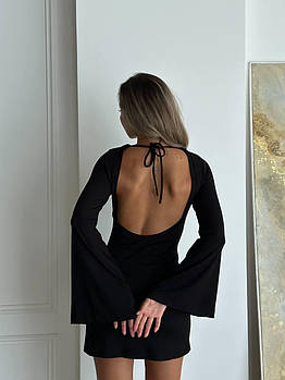 Женское нежное платье из вискозы с открытой спинкой