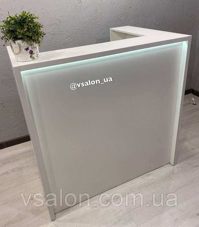 Стіл адміністратора V415