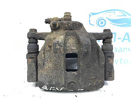 Суппорт передній лівий Suzuki