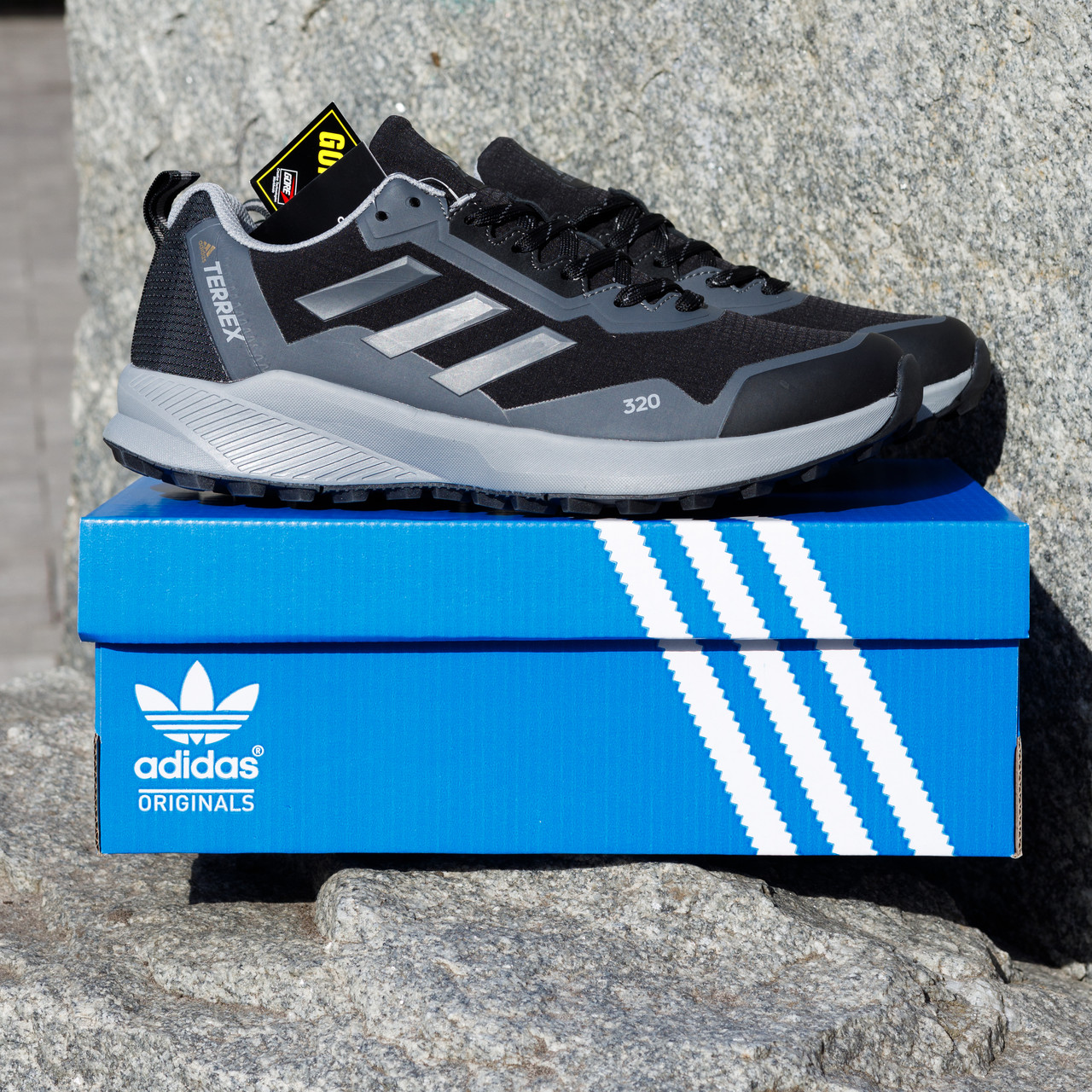 АКЦІЯ! ТЕРМО Зимові Adidas Terrex Чоловічі Кросівки чорні з сірим, фото 1