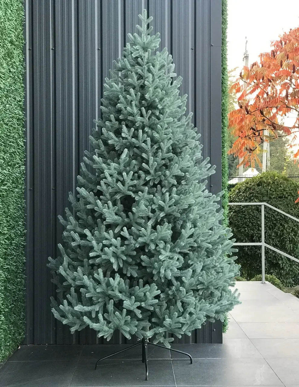 Блакитна ялинка штучна пишна лісова Хвоя Super Traditional на металевій підставці 1,8 м -, фото 1