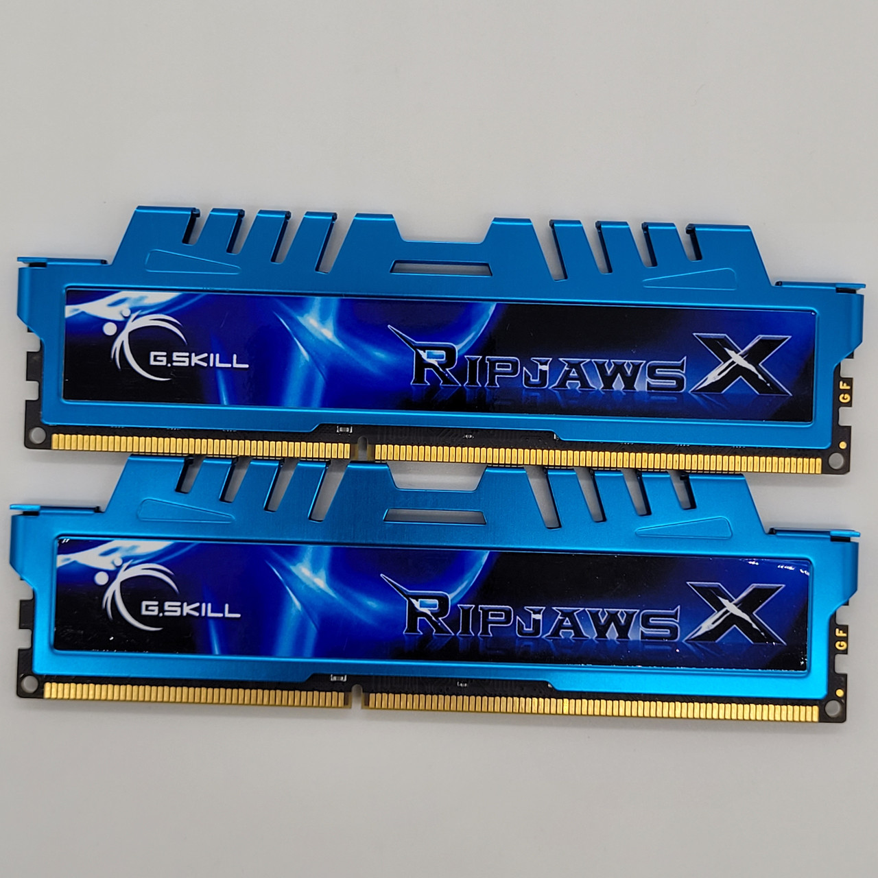 Пара оперативної пам'яті G.Skill RipjawsX DDR3 16Gb (2x8Gb) 1600MHz PC3-12800U 2R8 CL9 (F3-1600C9D-16GXM) Б/В