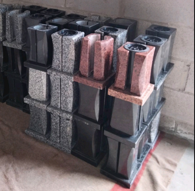 Ваза "Гранітний Відлік", фото 1