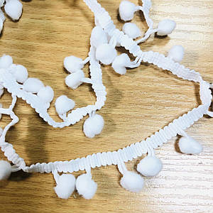 Тасьма з помпонами біла (5 мм)