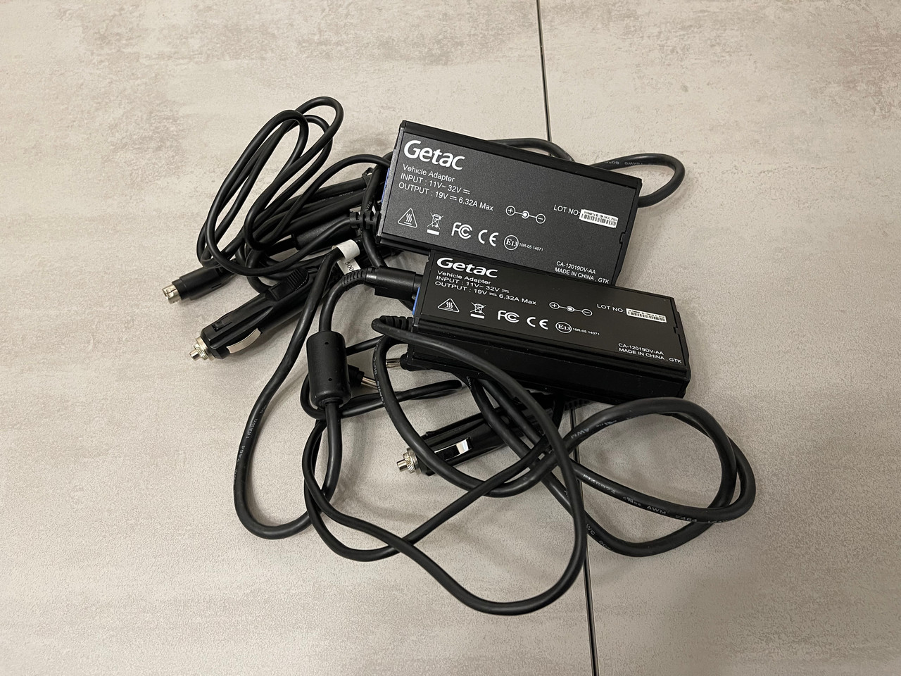 Автомобільна зарядка для ноутбуків / планшетів Getac CA-12019DV-AA / GAD2X8 19V 120W