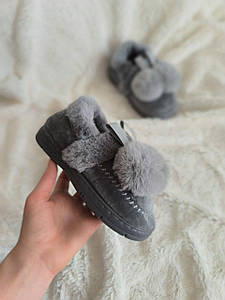 Капці Autolady Дитячі СІРЯЧІ велюрові з вушками та хутряними бумбонами дівчаткам