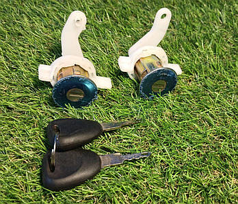 Renault Master II 2003-2010 вставки замків, личинки замку 2шт.