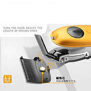 Акумуляторна машинка для стрижки волосся KEMEI LFJ-KM-1956 Машинка з LED дисплеєм та різними насадками, фото 4