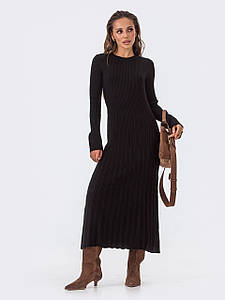 В'язана сукня жіноча тепла силуетна довга осінь зима чорна