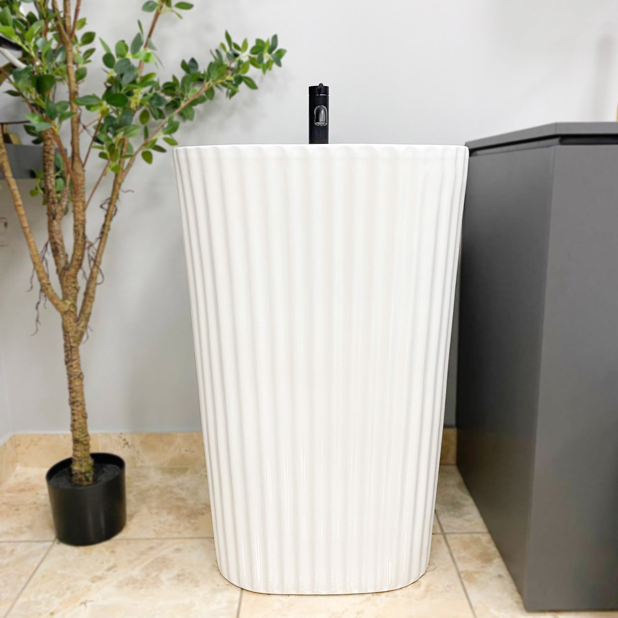 Підвісний унітаз VBI LIDO WHITE